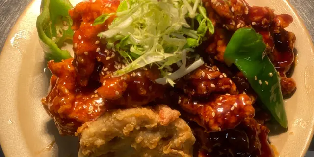 訂座每台享有迷你小食🍗及甜品🍮一份